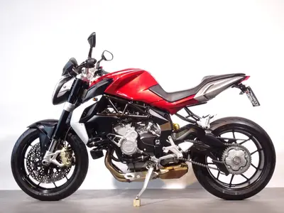 MV AGUSTA BRUTALE 800 – foto 2