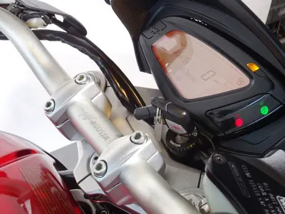 MV AGUSTA BRUTALE 800 – foto 3