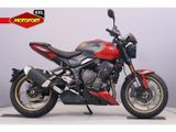 TRIUMPH TRIDENT 800
