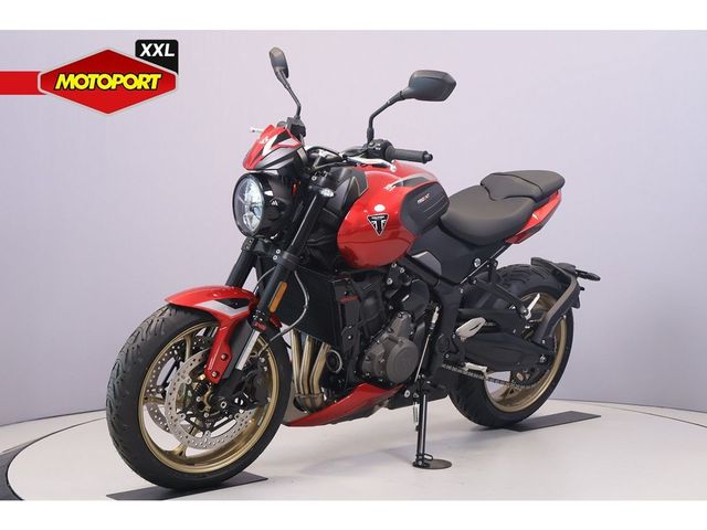 triumph - trident-800