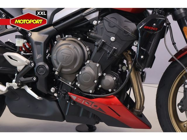 triumph - trident-800