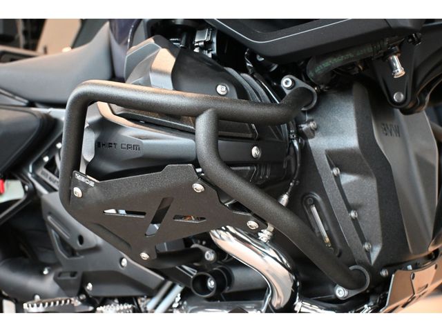 bmw - r-1300-gs-adventure