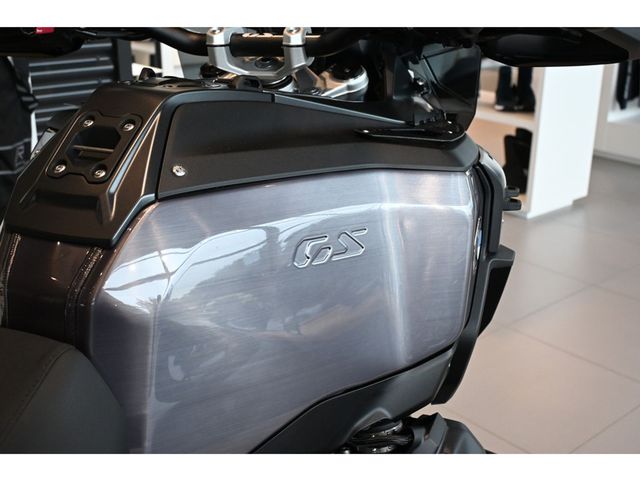 bmw - r-1300-gs-adventure
