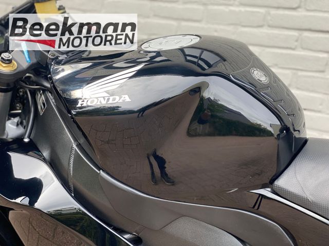 honda - cbr-1000-rr-fireblade