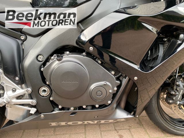 honda - cbr-1000-rr-fireblade