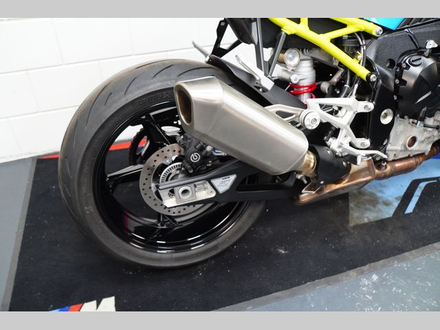 bmw - s-1000-r
