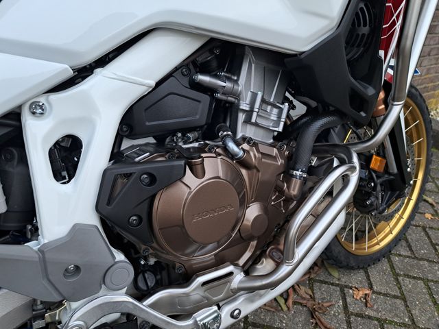 honda - crf-1100-l-africa-twin-adventure-sports