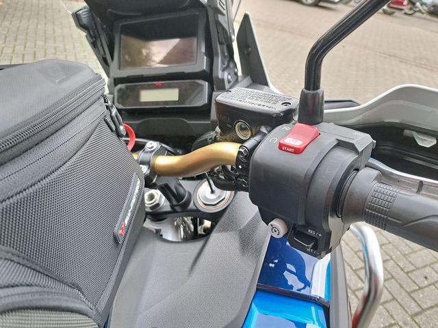 honda - crf-1100-l-africa-twin-adventure-sports