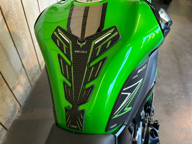 kawasaki - z900