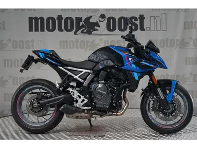 SUZUKI GSX-8S – foto 2