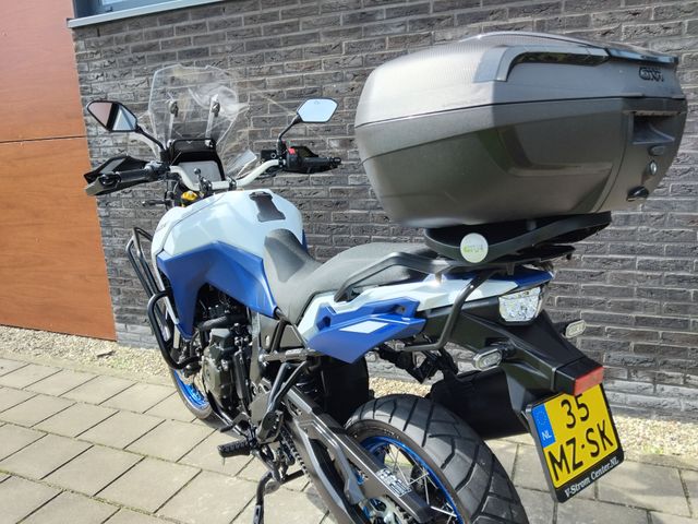 suzuki - v-strom-800-de