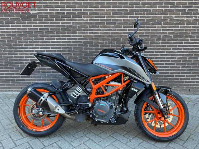 ktm - 390-duke-abs