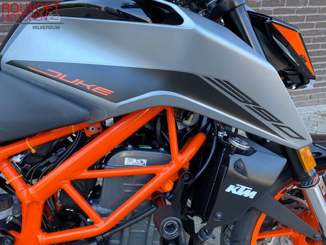 ktm - 390-duke-abs