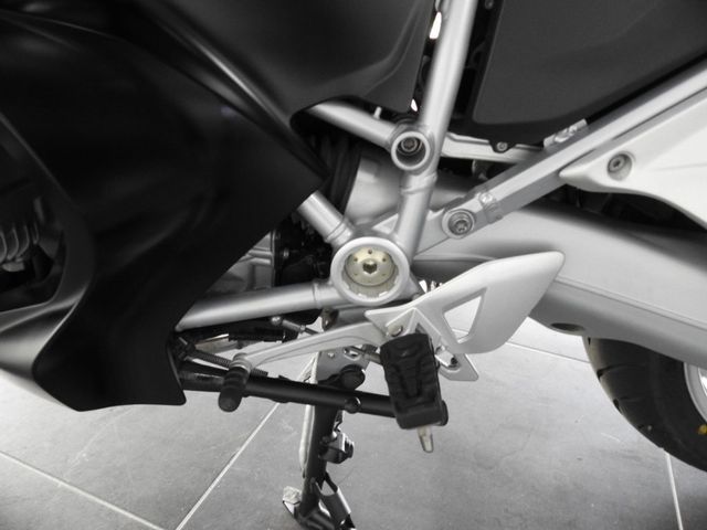 bmw - r-1250-rt