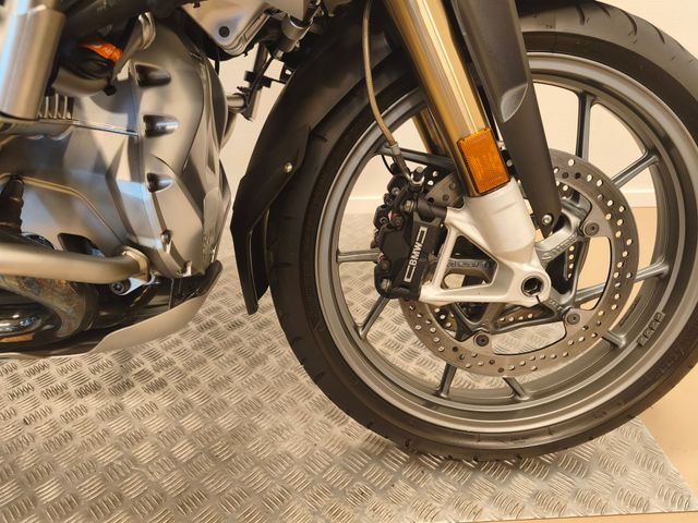 bmw - r-1250-gs