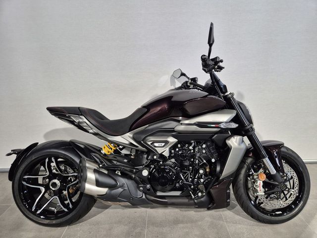 ducati - diavel-v4
