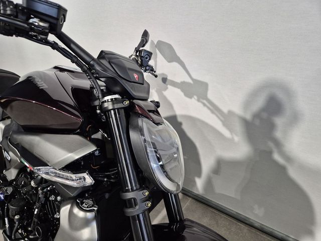 ducati - diavel-v4