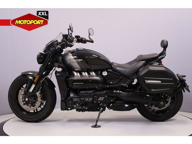 triumph - rocket-3-gt-triple-black