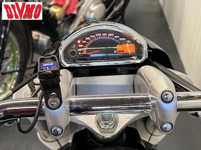 suzuki - m-1500-intruder