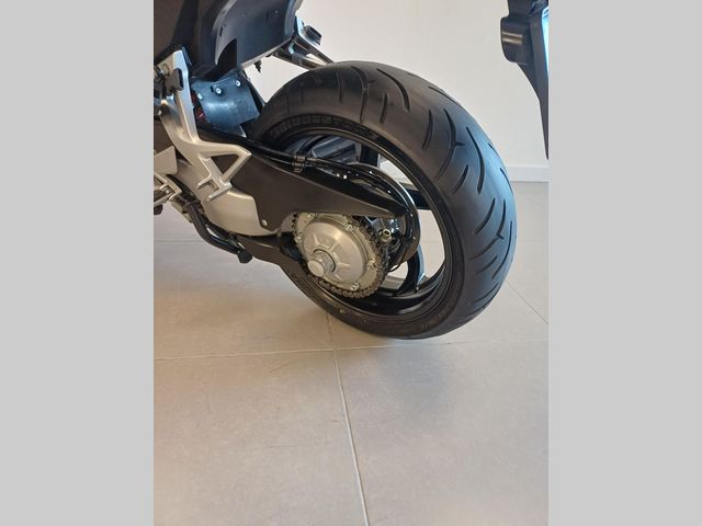 honda - vfr-800-x-crossrunner-abs