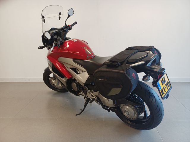 honda - vfr-800-x-crossrunner-abs
