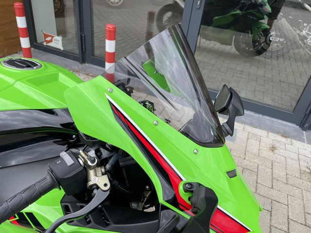 kawasaki - ninja-zx-10r-krt-replica