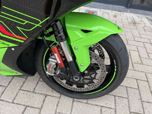 kawasaki - ninja-zx-10r-krt-replica