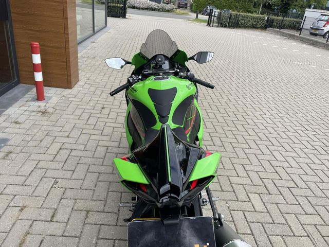 kawasaki - ninja-zx-10r-krt-replica