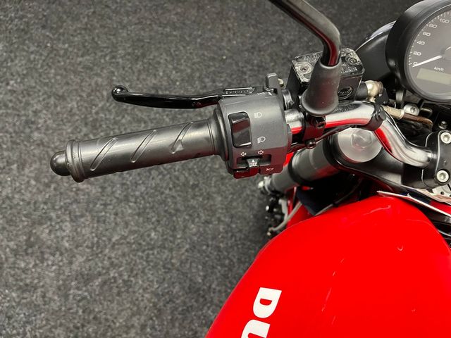 ducati - monster-695