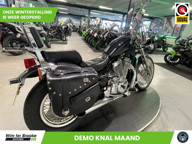 suzuki - vs-800-intruder