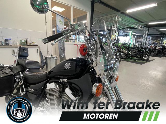 suzuki - vs-800-intruder