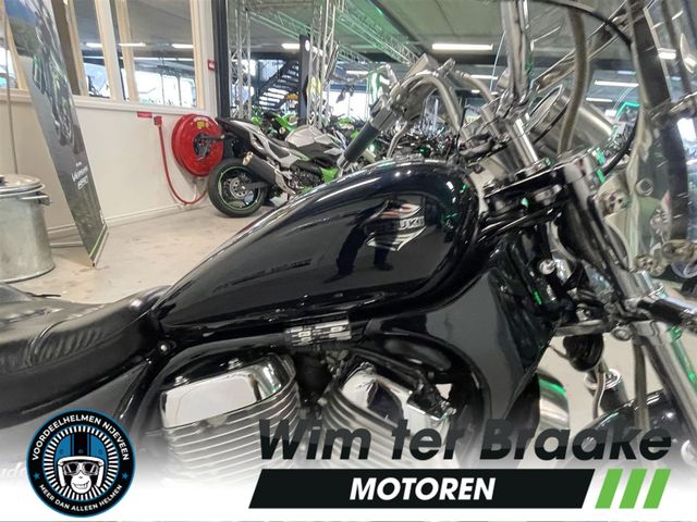 suzuki - vs-800-intruder