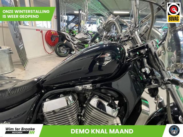 suzuki - vs-800-intruder