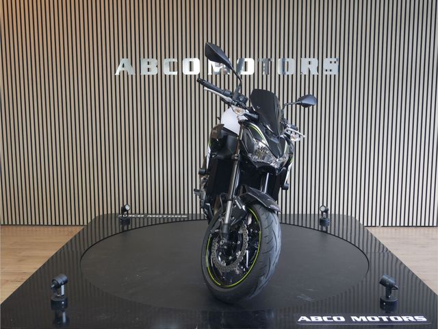 kawasaki - z900