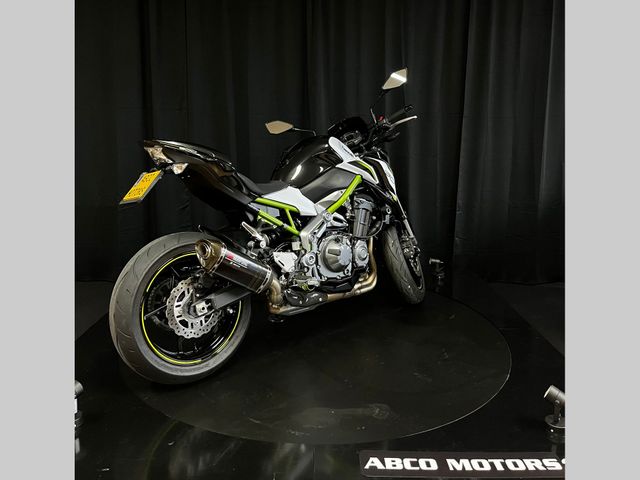 kawasaki - z900