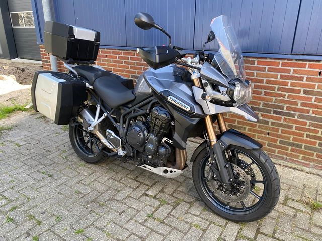 triumph - tiger-explorer