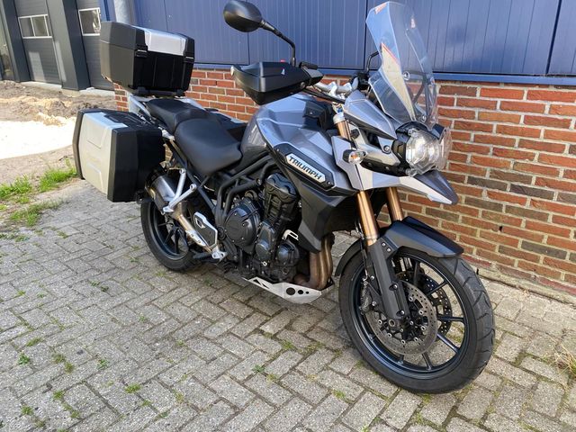 triumph - tiger-explorer
