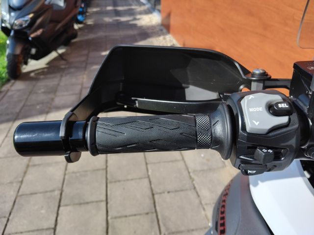 suzuki - v-strom-dl-1000