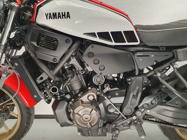 yamaha - xsr-700