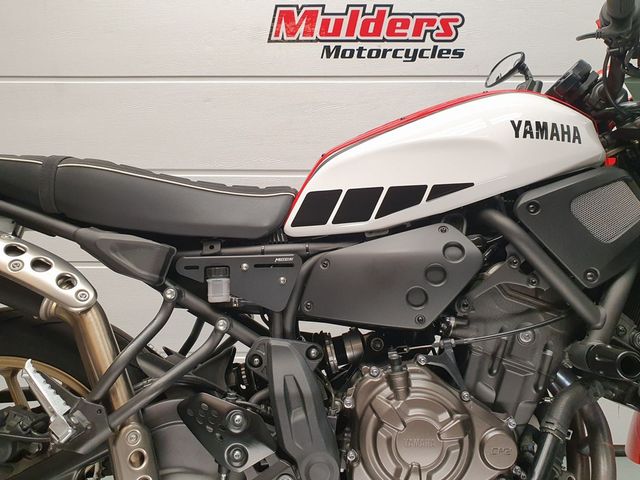 yamaha - xsr-700