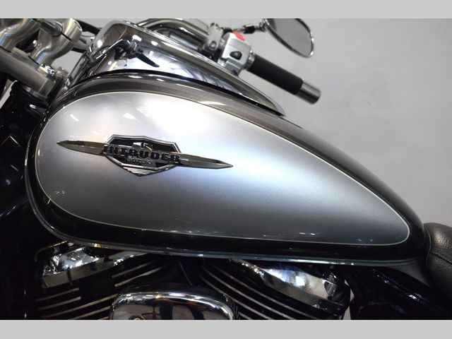 suzuki - c-800-intruder-classic