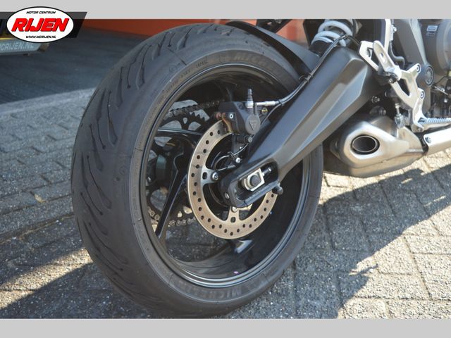 triumph - tiger-sport-660