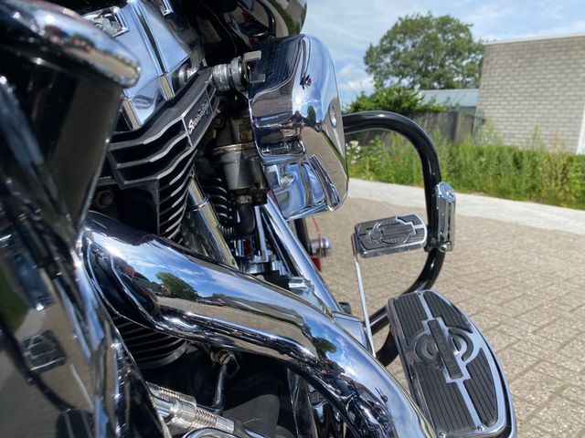 harley-davidson - springer-flsts-softail
