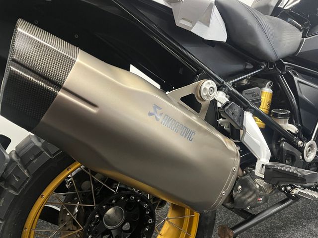 bmw - r-1250-gs-40-years-gs-edition