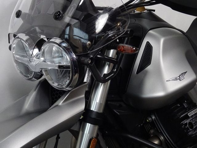 moto-guzzi - v-85-tt-travel