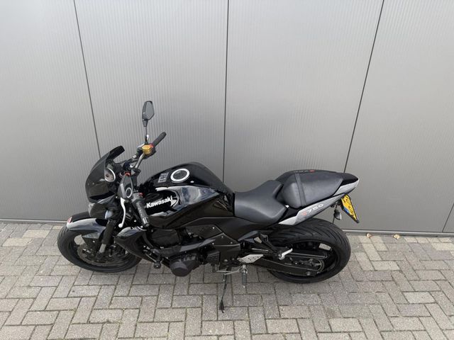 kawasaki - z-750
