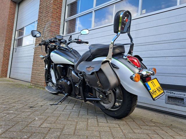 kawasaki - vn-900-classic-se