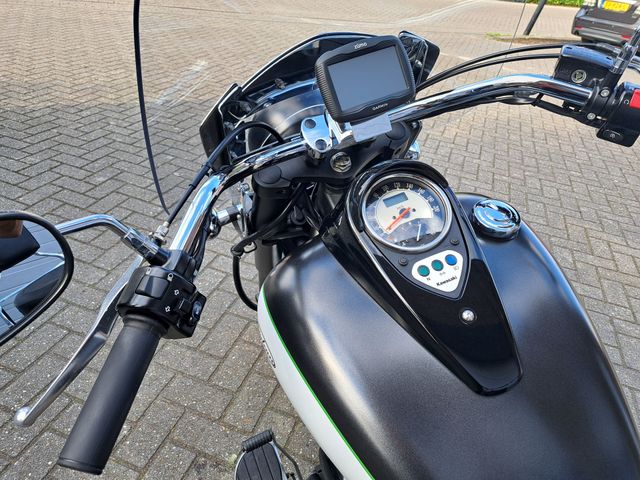 kawasaki - vn-900-classic-se