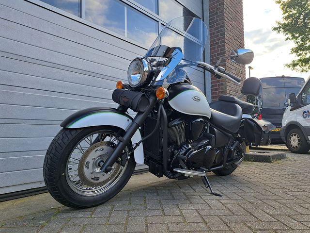 kawasaki - vn-900-classic-se