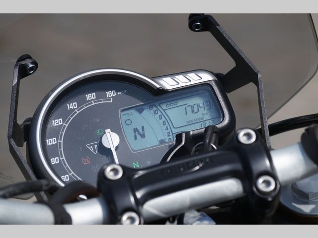 triumph - speed-400